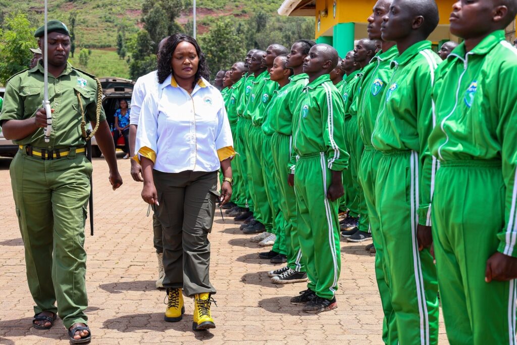 Deputy governor Linda Kiome inspect the Meru Youth Service (MYS) recruits