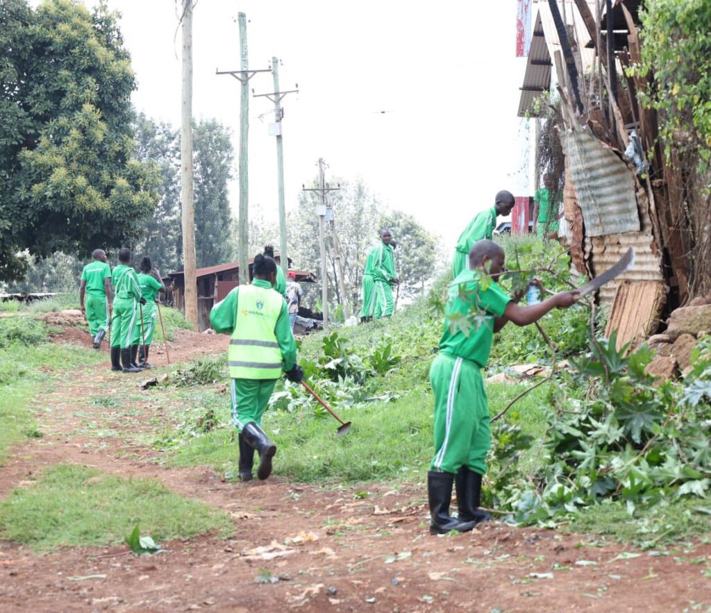 DAY ONE OF MERU TOWN ClEANING EXERCISE A SUCCESS.