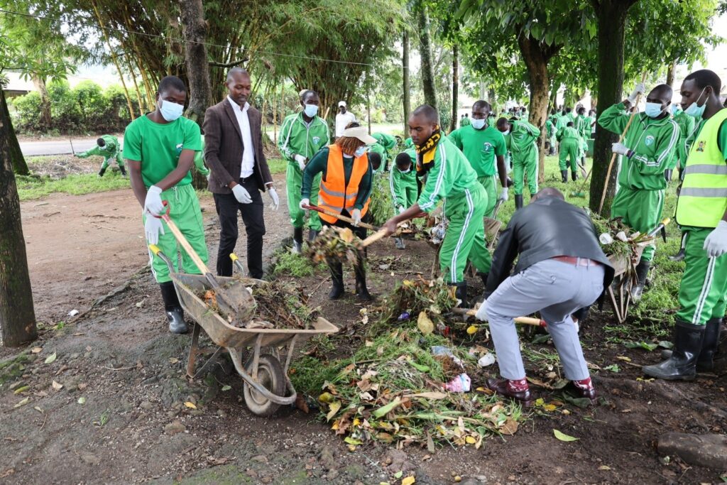 MYS  trainees were in Maua town  in a spirited community service exercise