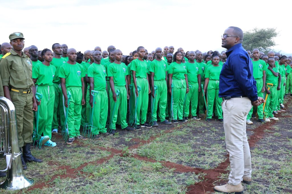Meru Youth Service (MYS) CEO, CPA Edwin Murangiri, warmly welcomed recruits back.
